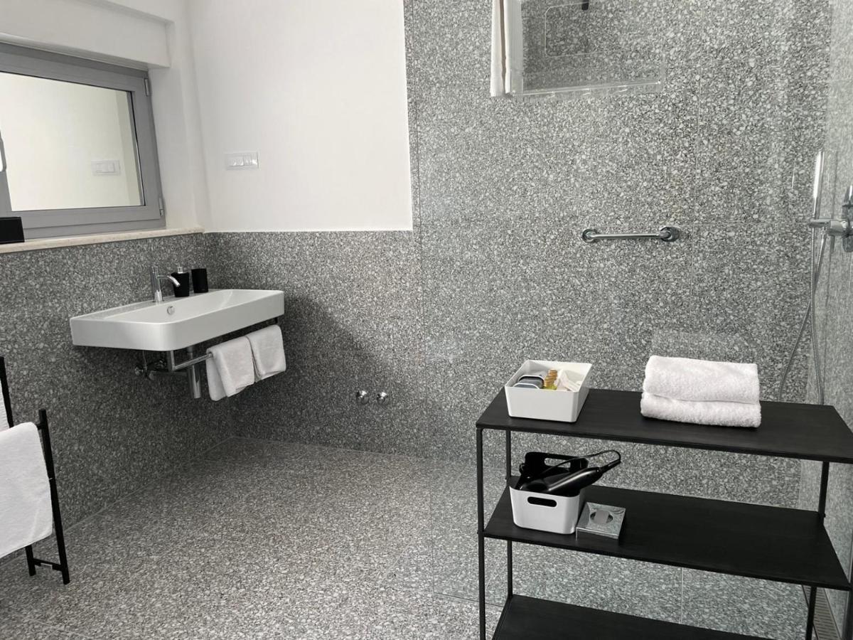 Buric House - M Suite - 95M2 And 54 M2 Terrace Rovinj Buitenkant foto
